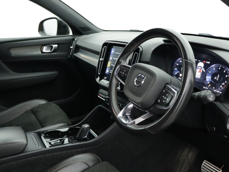 2020 (70) VOLVO XC40 1.5 T3 [163] R DESIGN 5dr Geartronic 4973670