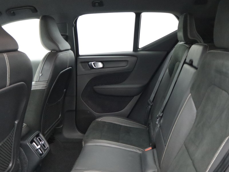 2020 (70) VOLVO XC40 1.5 T3 [163] R DESIGN 5dr Geartronic 4973664