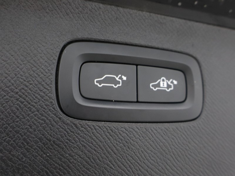 2021 (71) VOLVO XC90 2.0 B5D [235] Momentum 5dr AWD Geartronic 4987430