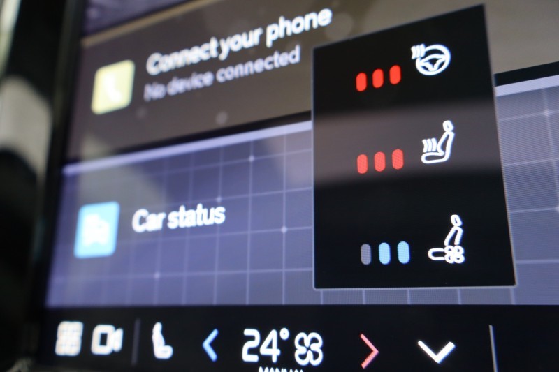 2025 (25) VOLVO XC60 2.0 T8 [455] PHEV Ultra Dark 5dr AWD Geartronic 5010281