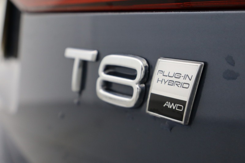 2025 (25) VOLVO XC60 2.0 T8 [455] PHEV Ultra Dark 5dr AWD Geartronic 5010240
