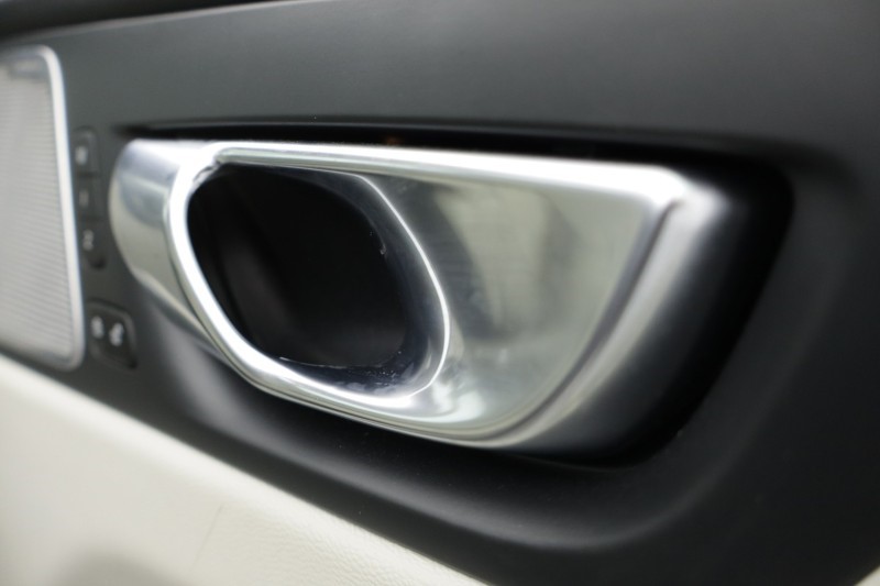 2025 (25) VOLVO XC60 2.0 T8 [455] PHEV Ultra Dark 5dr AWD Geartronic 5010253