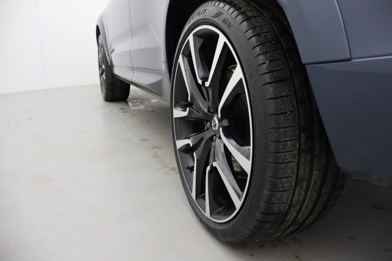 2025 (25) VOLVO XC60 2.0 T8 [455] PHEV Ultra Dark 5dr AWD Geartronic 5010246