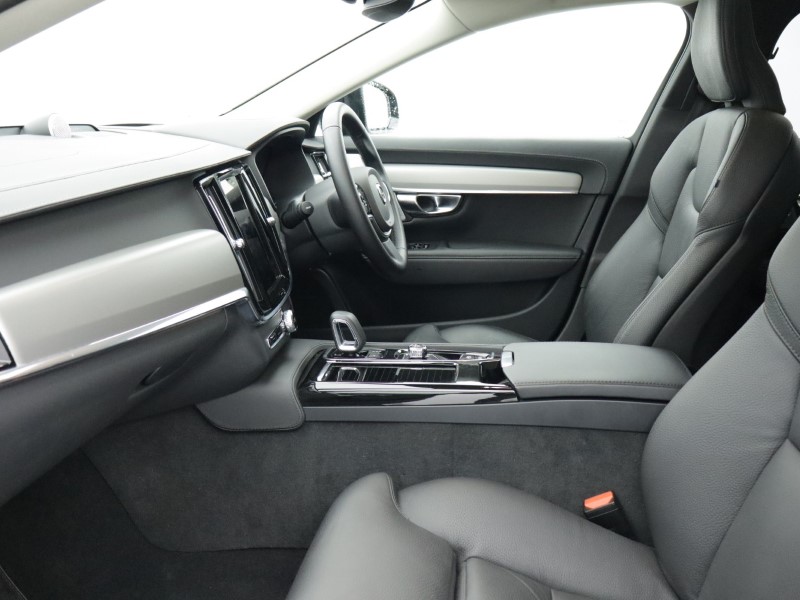 2024 (74) VOLVO V90 2.0 T8 [455] PHEV Ultra Dark 5dr AWD Auto 4990937