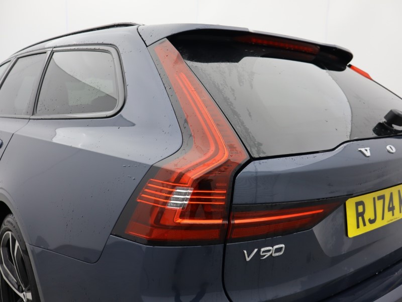 2024 (74) VOLVO V90 2.0 T8 [455] PHEV Ultra Dark 5dr AWD Auto 4990929