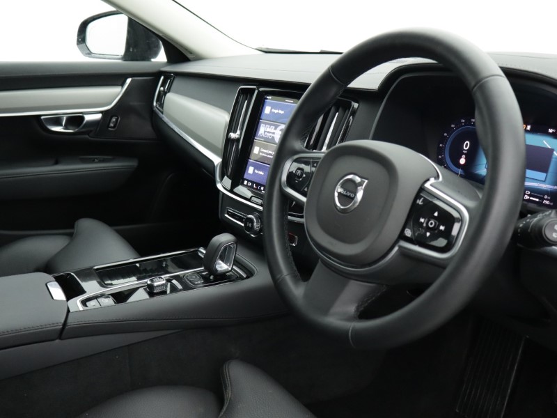 2025 (74) VOLVO V90 2.0 T6 [350] PHEV Plus Dark 5dr AWD Auto 5044260