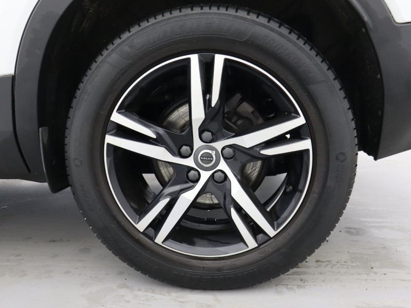 2021 (70) VOLVO XC40 1.5 T3 [163] R DESIGN 5dr Geartronic 5013739