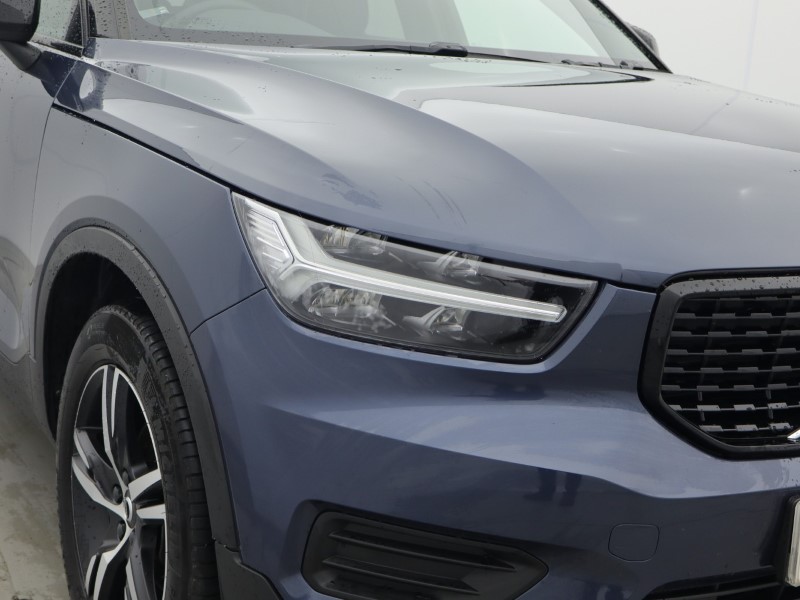 2022 (22) VOLVO XC40 1.5 T3 [163] R DESIGN 5dr Geartronic 5068142