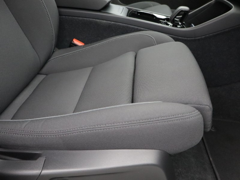 2024 (24) VOLVO XC40 175kW Recharge Plus 69kWh 5dr Auto 5055918