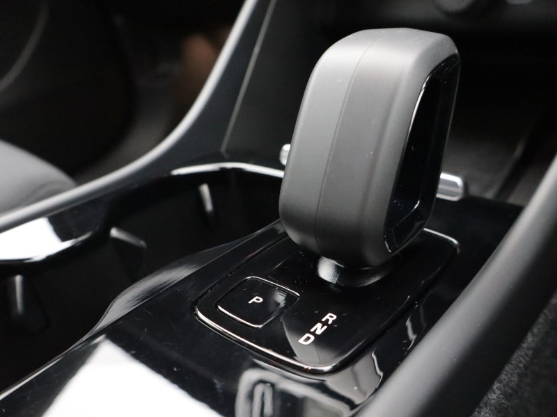 2024 (24) VOLVO XC40 175kW Recharge Plus 69kWh 5dr Auto 5055939