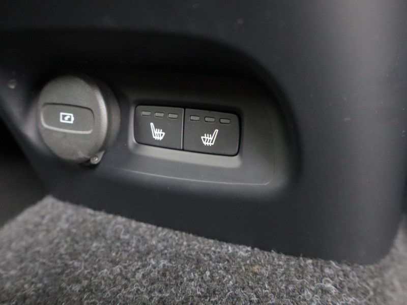 2024 (24) VOLVO XC40 175kW Recharge Plus 69kWh 5dr Auto 5055927