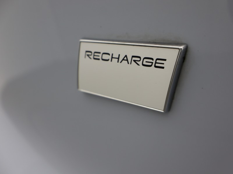 2024 (24) VOLVO XC40 175kW Recharge Plus 69kWh 5dr Auto 5055903