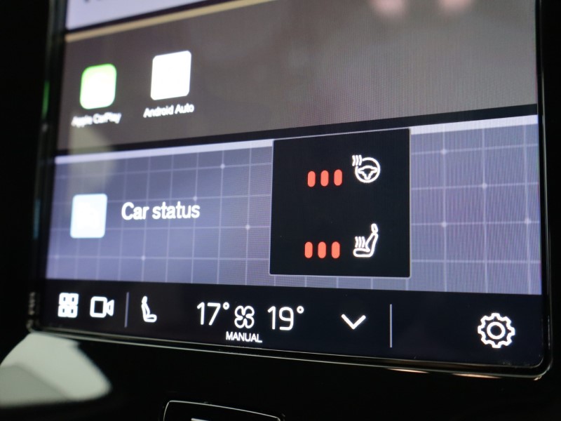 2024 (24) VOLVO XC40 175kW Recharge Plus 69kWh 5dr Auto 5055937