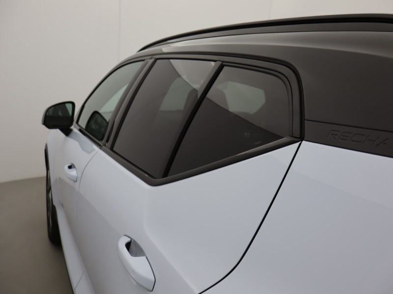 2024 (24) VOLVO XC40 175kW Recharge Plus 69kWh 5dr Auto 5055906