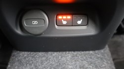 2026 (75) VOLVO XC40 2.0 B3P Plus Pro Dark 5dr Auto 5284489