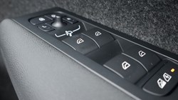 2026 (75) VOLVO XC40 2.0 B3P Plus Pro Dark 5dr Auto 5284474