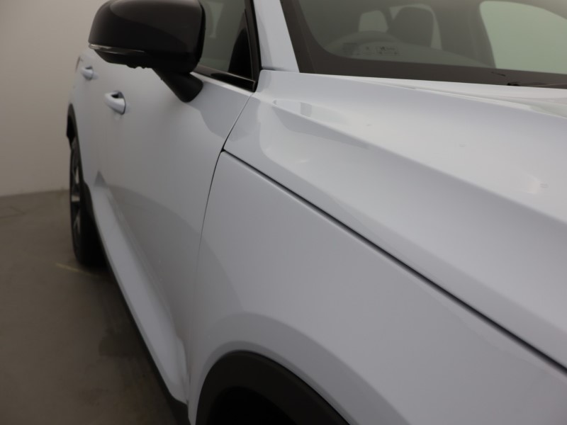 2026 (75) VOLVO XC40 2.0 B3P Plus Pro Dark 5dr Auto 5284461