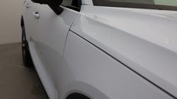 2026 (75) VOLVO XC40 2.0 B3P Plus Pro Dark 5dr Auto 5284461