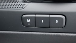 2026 (75) VOLVO XC40 2.0 B3P Plus Pro Dark 5dr Auto 5284476