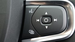 2026 (75) VOLVO XC40 2.0 B3P Plus Pro Dark 5dr Auto 5284493