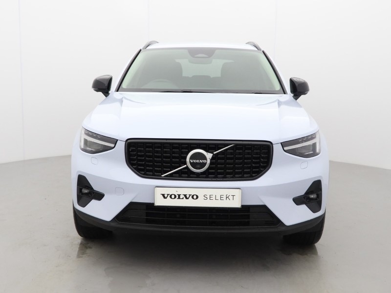 2026 (75) VOLVO XC40 2.0 B3P Plus Pro Dark 5dr Auto 5284449