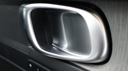 2026 (75) VOLVO XC40 2.0 B3P Plus Pro Dark 5dr Auto 5284230