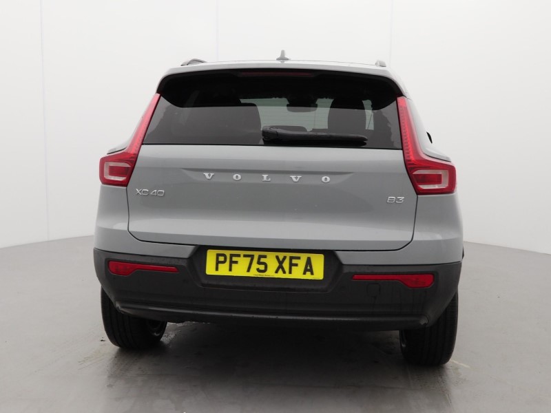2026 (75) VOLVO XC40 2.0 B3P Plus Pro Dark 5dr Auto 5284205