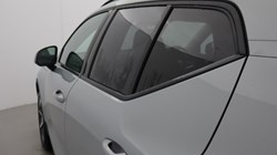 2026 (75) VOLVO XC40 2.0 B3P Plus Pro Dark 5dr Auto 5284222