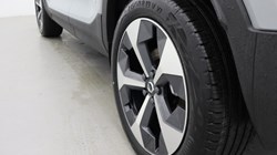 2026 (75) VOLVO XC40 2.0 B3P Plus Pro Dark 5dr Auto 5284224