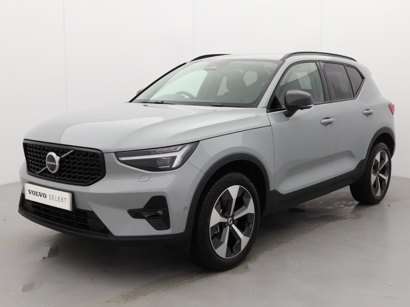 2026 (75) VOLVO XC40 2.0 B3P Plus Pro Dark 5dr Auto 5284202
