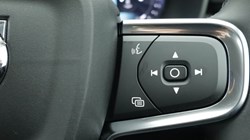 2026 (75) VOLVO XC40 2.0 B3P Plus Pro Dark 5dr Auto 5284247