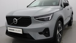 2026 (75) VOLVO XC40 2.0 B3P Plus Pro Dark 5dr Auto 5284213