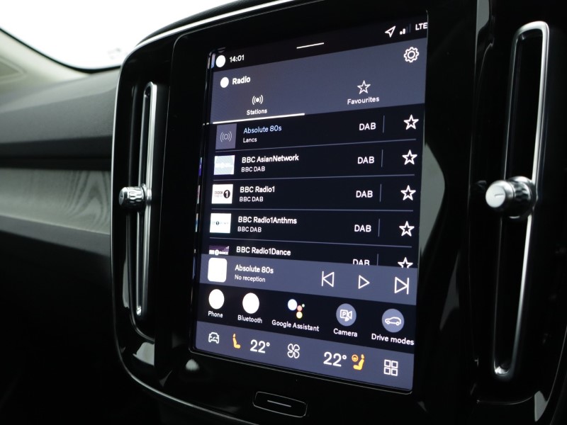 2026 (75) VOLVO XC40 2.0 B3P Plus Pro Dark 5dr Auto 5284251