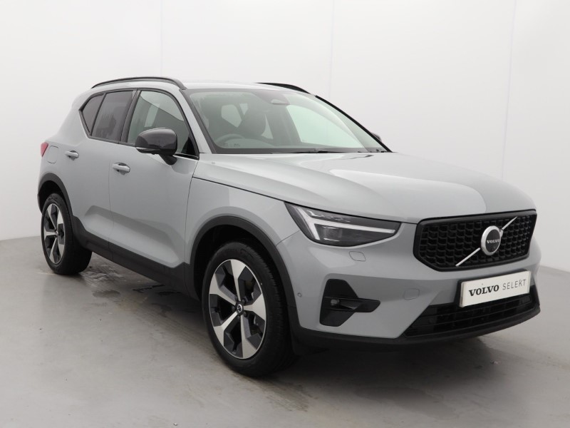 2026 (75) VOLVO XC40 2.0 B3P Plus Pro Dark 5dr Auto