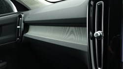 2026 (75) VOLVO XC40 2.0 B3P Plus Pro Dark 5dr Auto 5284258