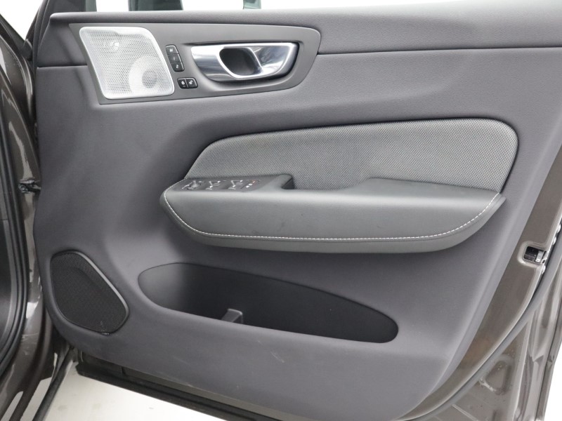 2024 (24) VOLVO XC60 2.0 T8 [455] RC PHEV Ultimate Dark 5dr AWD Gtron 5046642