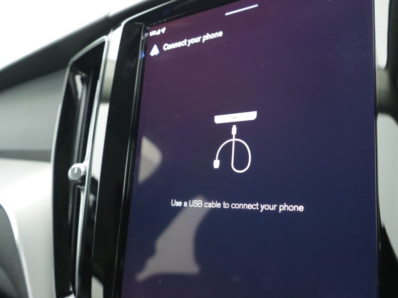 2023 (73) VOLVO XC60 2.0 B5P Plus Dark 5dr AWD Geartronic 5038445