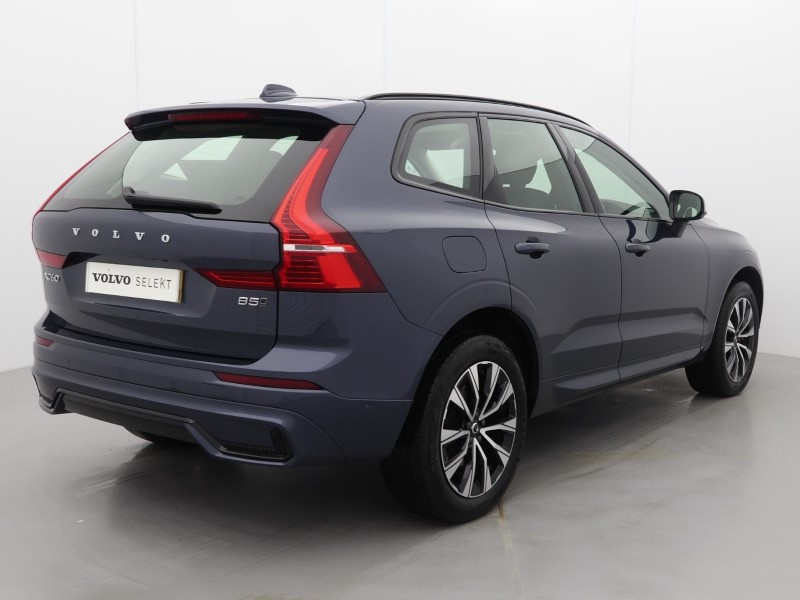 2023 (73) VOLVO XC60 2.0 B5P Plus Dark 5dr AWD Geartronic 5038400