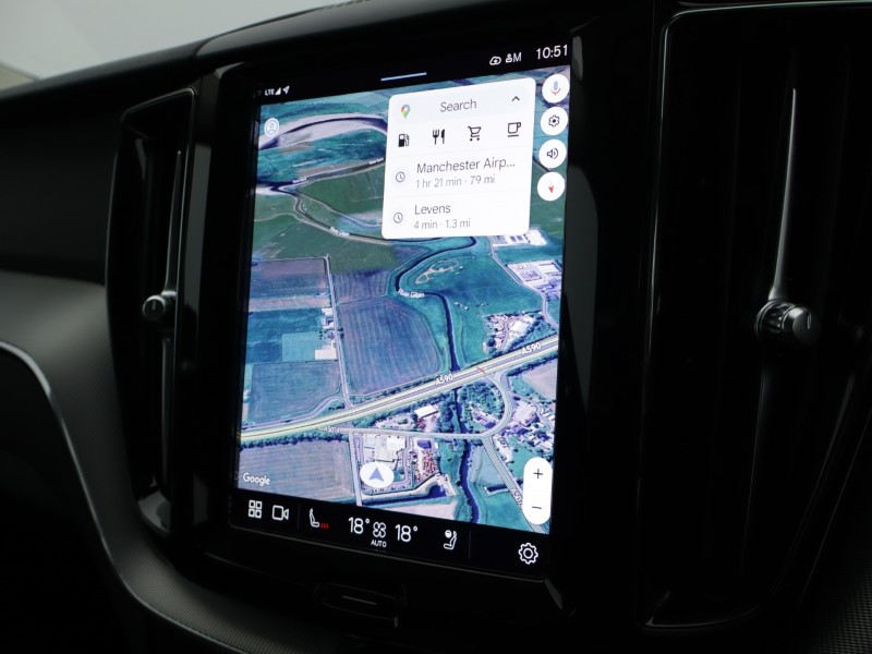 2023 (73) VOLVO XC60 2.0 B5P Plus Dark 5dr AWD Geartronic 5038441