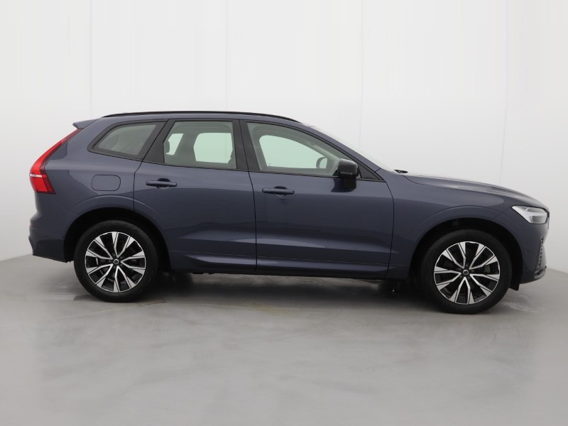 2023 (73) VOLVO XC60 2.0 B5P Plus Dark 5dr AWD Geartronic 5038390