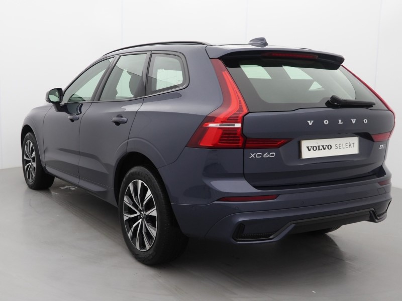 2023 (73) VOLVO XC60 2.0 B5P Plus Dark 5dr AWD Geartronic 5038399