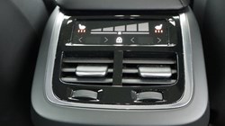 2023 (73) VOLVO XC60 2.0 B5P Plus Dark 5dr AWD Geartronic 5038433