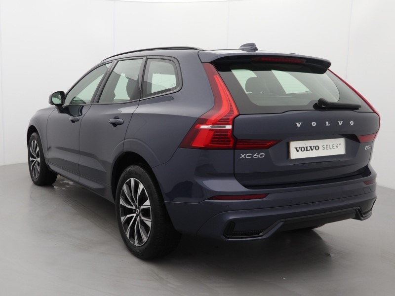 2023 (73) VOLVO XC60 2.0 B5P Plus Dark 5dr AWD Geartronic 5038391