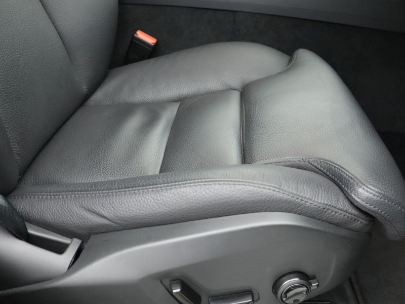 2023 (73) VOLVO XC60 2.0 B5P Plus Dark 5dr AWD Geartronic 5038423