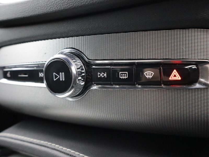 2021 (71) VOLVO XC90 2.0 B5P [250] R DESIGN 5dr AWD Gtron 5067507