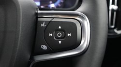 2024 (24) VOLVO XC40 2.0 B3P Plus Dark 5dr Auto 5049942