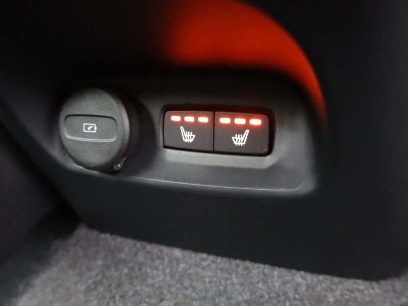 2024 (24) VOLVO XC40 2.0 B3P Plus Dark 5dr Auto 5060316