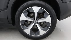 2024 (24) VOLVO XC40 2.0 B3P Plus Dark 5dr Auto 5049917