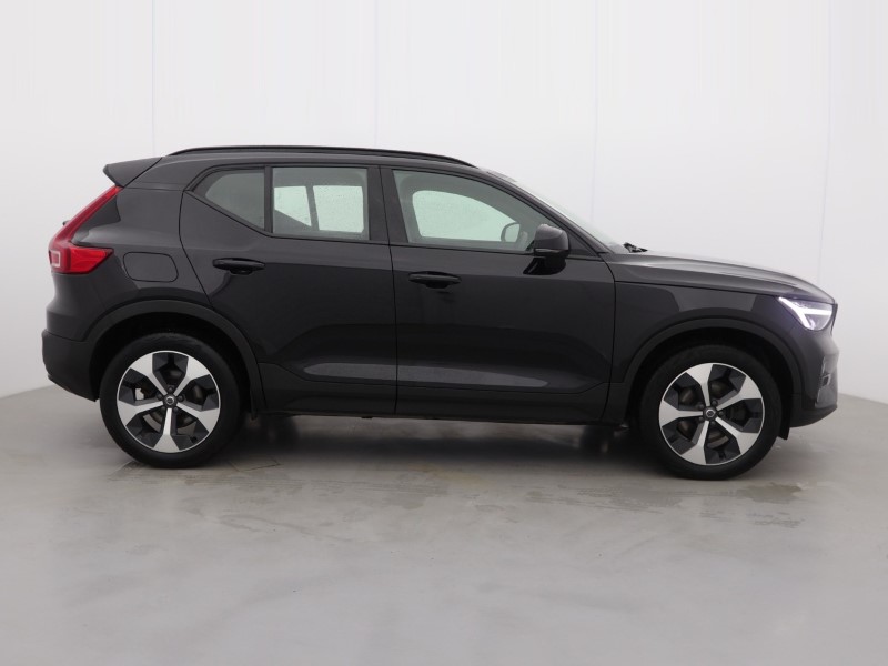 2024 (24) VOLVO XC40 2.0 B3P Plus Dark 5dr Auto 5049903