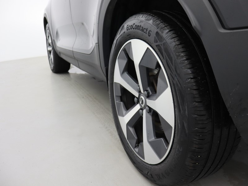 2024 (24) VOLVO XC40 2.0 B3P Plus Dark 5dr Auto 5049918